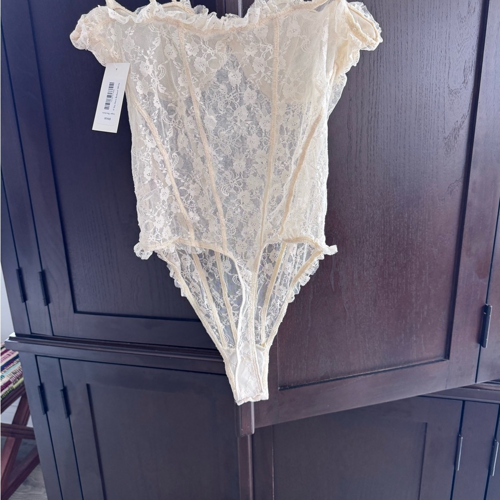 Free People Lace Bodysuit in Cream - Picture 3 of 16